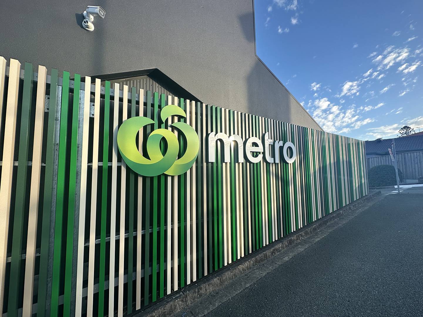 Woolworths Metro Fab Signage